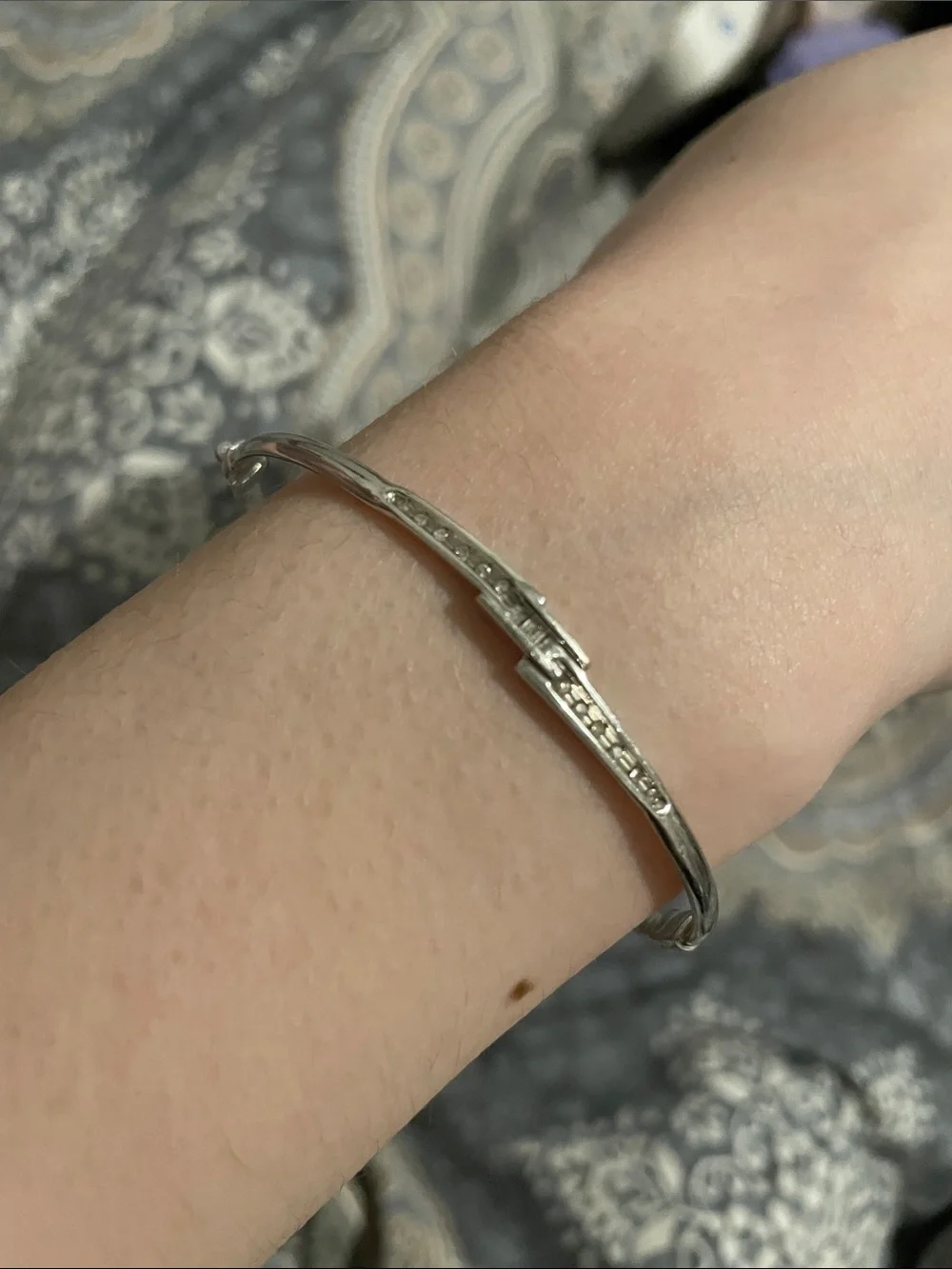 Vintage - Stamped 10k Hinged Bangle Bracelet